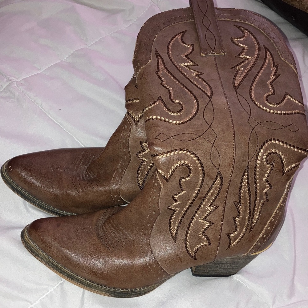 Volatile Brown Western Cowboy Boots